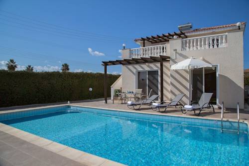 Coral Bay Zypern Europe Hotel Promo-Code Booking.com